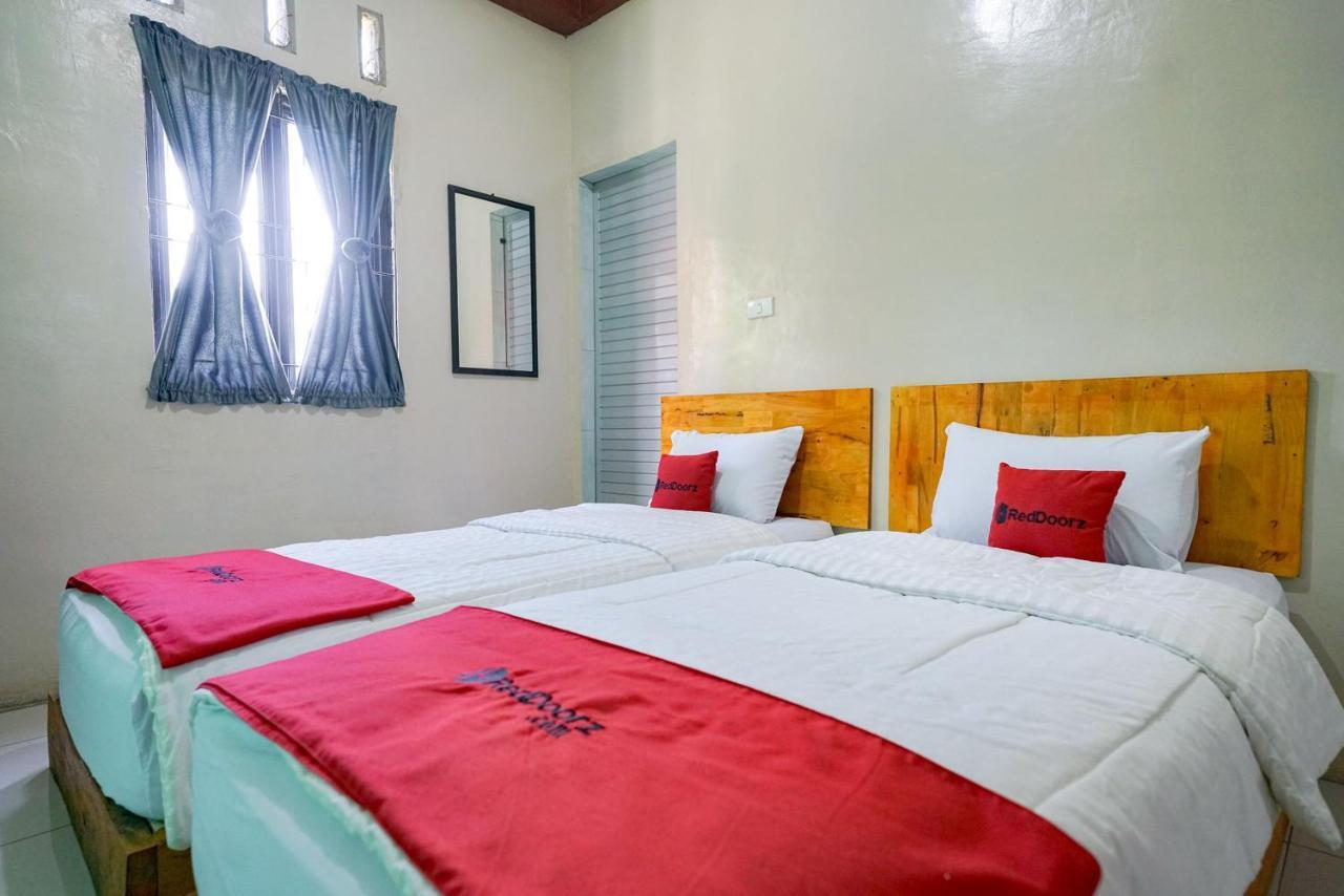 Reddoorz Syariah Near Bukit Teletubbies Padangsidempuan Hotel ภายนอก รูปภาพ