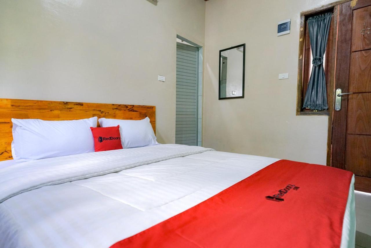 Reddoorz Syariah Near Bukit Teletubbies Padangsidempuan Hotel ภายนอก รูปภาพ